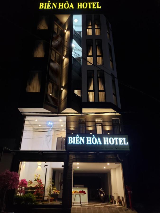 Bien Hoa Hotel Exterior photo
