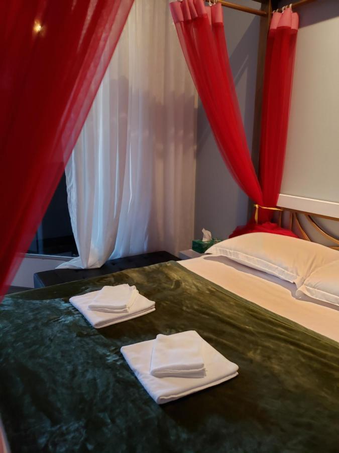 Bien Hoa Hotel Exterior photo